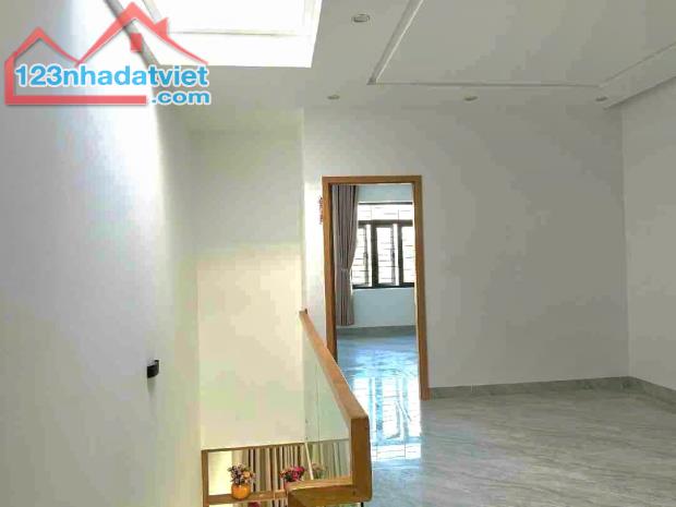 NHÀ ĐẸP-2TẦNG_120M2_ĐƯỜNG PHÙ ĐỔNG_HOÀ XUÂN_ĐÀ NẴNG_giá 4.5ty.Tl