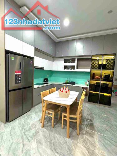 NHÀ ĐẸP-2TẦNG_120M2_ĐƯỜNG PHÙ ĐỔNG_HOÀ XUÂN_ĐÀ NẴNG_giá 4.5ty.Tl - 2