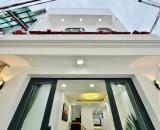 Cơ Hội Vàng: Giảm chào 200 tr Bán Nhà 2 Tầng tặng nội thất, Đường Nguyễn Văn Nghi, Gò Vấp