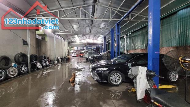 Bán đất mặt phố 550m2, Bát Khối, Long Biên