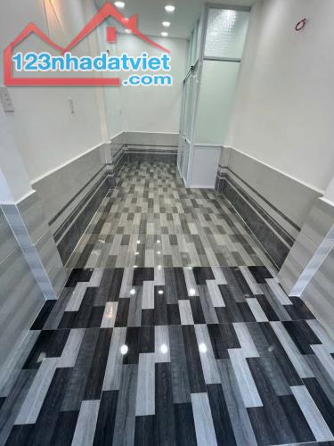 Nhà mặt tiền đường số 8, Bình Hưng Hòa dt 24m2 1 lầu 1pn 1wc giá 2,3 tỷ - 5