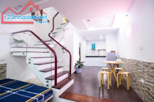 MẶT NGÕ THÔNG KD- Ô TÔ ĐỖ CỬA- HÀNG XÓM TIME CITY, IPERIA GRADER 63/130M, 5TỶ 800 - 1