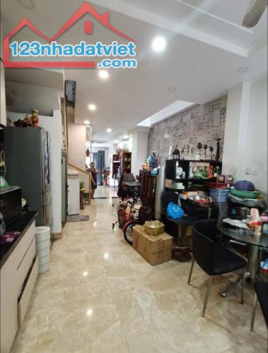 Mặt tiền đường số 53 Tân Quy, Kinh Doanh sầm uất trãi nhựa 10m, 60m2, 4 tầng, P.Tân Quy - 2