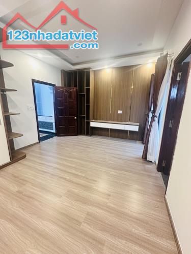BÁN NHÀ 5 TẦNG 115M2 NGANG GẦN 6M - LÊ VĂN THỌ - GÒ VẤP - 13,2 Tỷ . - 5