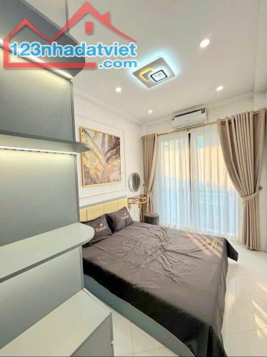 Chỉ 5,25tỷ sở hữu ngay NR Minh Khai đẹp long lanh 25m 4T full nội thất, ngõ thẳng tắp - 2