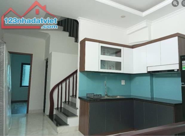 CHỈ HƠN 7 TỶ ACE ĐÃ CÓ THỂ SỞ HŨU NHÀ ĐẸP - Bán nhà HỒ ĐỀN LỪ - 40M2 - Ô TÔ ĐỖ CỬA - 1
