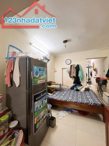 BÁN ĐẤT TẶNG NHÀ. KHÂM THIÊN 40m2 x 2 Tầng. TRƯỚC NHÀ RỘNG 4M. 7.6 TỶ ( CTL ) - 1