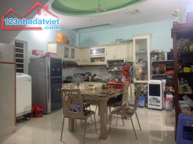 NHÀ HẺM XE HƠI HOÀNG HOA THÁM PHÚ NHUẬN 68M2, NGANG 4.8M, 4TẦNG, 3PN, CHỈ NHỈNH 9 TỶ - 2