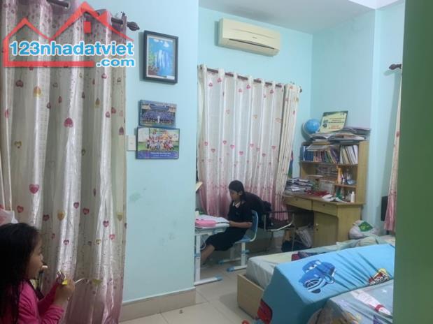 NHÀ HẺM XE HƠI HOÀNG HOA THÁM PHÚ NHUẬN 68M2, NGANG 4.8M, 4TẦNG, 3PN, CHỈ NHỈNH 9 TỶ - 3
