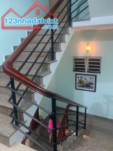 NHÀ HẺM XE HƠI HOÀNG HOA THÁM PHÚ NHUẬN 68M2, NGANG 4.8M, 4TẦNG, 3PN, CHỈ NHỈNH 9 TỶ - 4