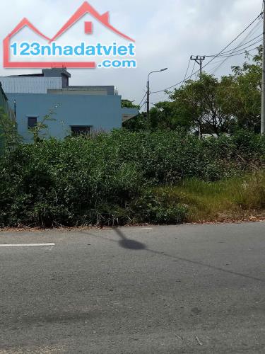 Bán 158m2 đất Lô Góc mặt đường 29 tháng 3 và đường 7.5m gầnCSGT thành phố