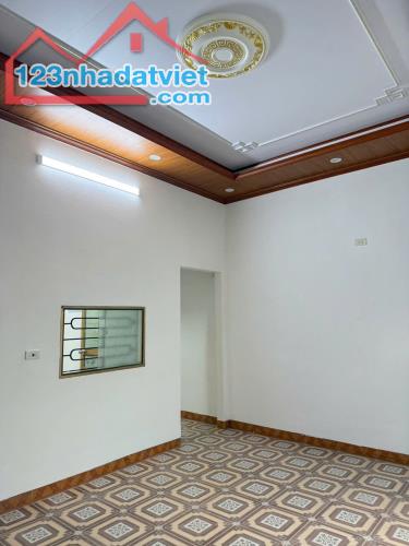 CẦN BÁN ĐẤT TẶNG NHÀ C4 MỚI ĐẸP NGAY TRUNG TÂM PHƯỜNG BÍCH ĐÀO 0912.547.205