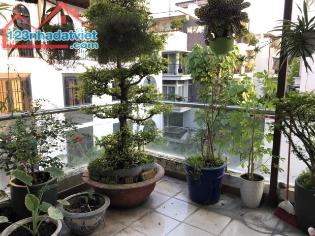 Biệt Thự Đẹp 5 tầng hiện đại Trung tâm Quận 3, 155m(8*20), chỉ 41 tỷ - 4