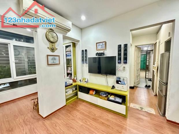 Bán nhà tập thể mới đẹp S lên tới 100m2