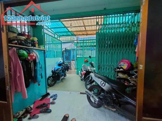 Nhà Hoàng Sỹ Khải  phường 14, Quận 8 - 1