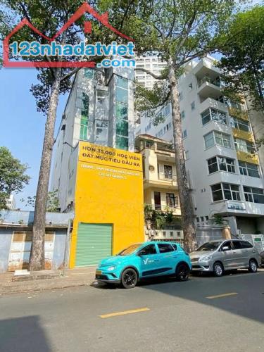 Cho thuê nhà 210A Trần Bình Trọng, P4, Q5. 5 tầng, Dt 550m2 có thang máy chỉ 60tr