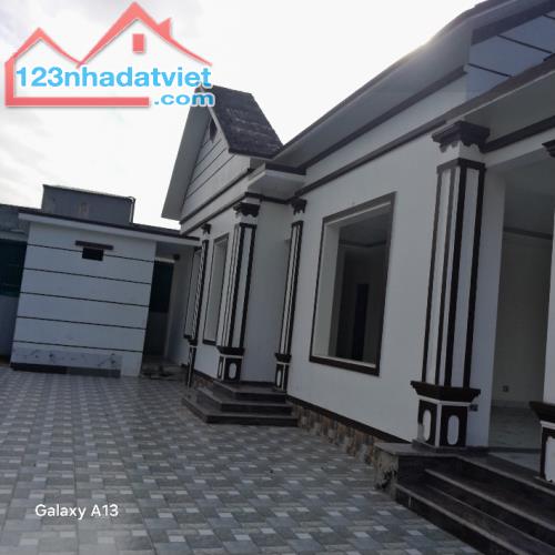 BÁN NHÀ VÀ ĐẤT LÔ GÓC ĐẸP – QUẢNG MINH, SẦM SƠN, THANH HÓA  🏡 Diện tích: 460m² (70m² đất