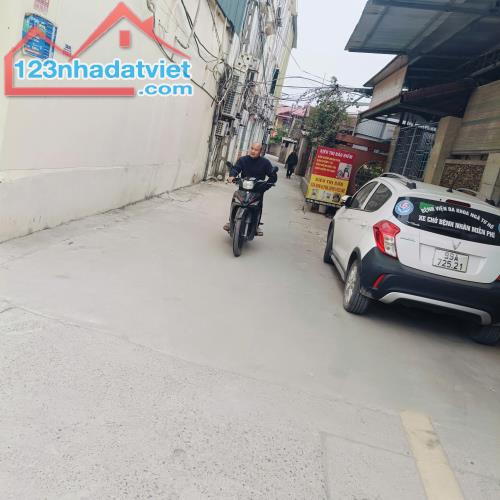 Bán gấp đất THUẬN THÀNH, BẮC NINH- ĐẦU TƯ GIỮ TIỀN- ĐƯỜNG 3 Ô TÔ TRÁNH- 300m2 chỉ 16tr/m2 - 1