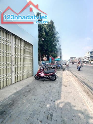 Nhà Mặt Tiền kinh doanh (113.6m2) đường Phạm Hùng P9Q8 - 3