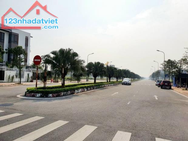 Bán đất Đinh Tiên Hoàng, Khai Quang giá 3,75 tỷ. LH 0399.566,078
