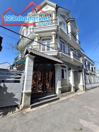 Biệt thự 3 tầng Tô Ngọc Vân Q12, 84m2, 10x9m chỉ 7.x tỷ