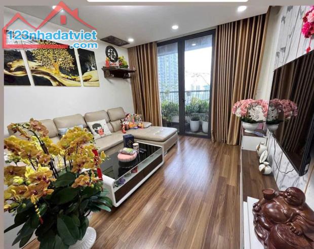 Căn hộ 2PN Bohemia  86m2, tầng đẹp, view thoáng. Đủ nội thất, sổ đỏ chính chủ. Giá 6,5 tỷ