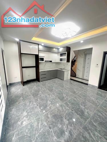 Nhà riêng phố Khương Đình 45m, 6T tháng máy giá 9.5 tỷ - 3