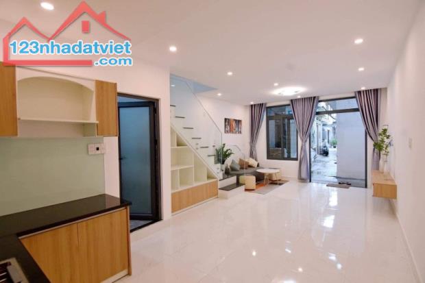 # Nhà K Hoàng Diệu 36m2, kiệt thẳng 1 rẽ, 2 tầng, xinh xắn sạch đẹp ở ngay, 2.4 tỷ - 1