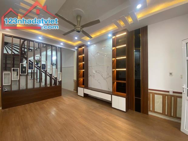Nhà phố Trực cát chỉ 2tỉ xx 3 tầng oto đỗ cửa cực nóng - 2
