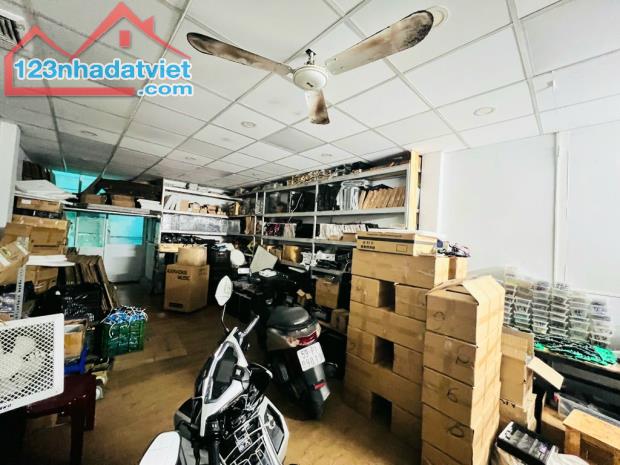 🏡🏡🏡 NHÀ 3 TẦNG HẺM XE HƠI. NGUYỄN PHÚC CHU .PHƯỜNG 15 . TÂN BÌNH.. DT68M..💸💸💸 6.2 TỶ - 2