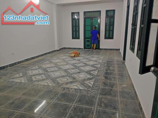 NHÀ NGÕ 106 HOÀNG QUỐC VIỆT CẦU GIẤY, VỊ TRÍ ĐẸP LÔ GÓC Ô TÔ KINH DOANH, DT 83M2 GIÁ 32 TỶ