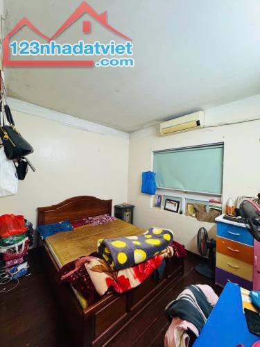 BÁN CĂN HỘ CAO CẤP - TẦNG THẤP - SÂN VƯỜN - 3 MẶT THOÁNG - FULL NỘI THẤT - 2