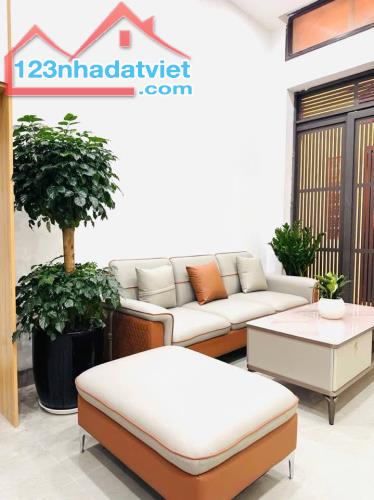 BÁN NHÀ 5T -NGÔ GIA TỰ - LONG BIÊN- DÂN XÂY- CÁCH Ô TÔ TRÁNH 5M-CÁCH CHỢ 100M-NHÀ VĂN HÓ- - 1