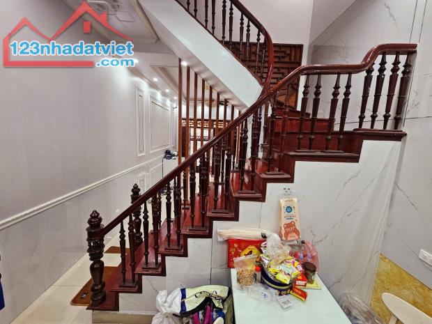 Bán Nhà Nguyễn Văn Trỗi Hà Đông 55m2 5 Tầng Mặt Tiền 4.3m Giá Siêu Mềm 10.7T - 2