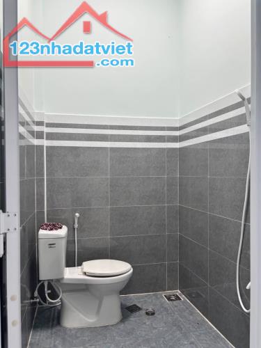 Nhà thành phố Bến Tre, 114m, thổ cư 100%, 2PN, 2WC đường 3m - 3