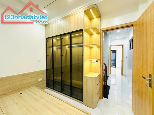 Chủ vỡ nợ, cần bán nhanh- 46m2- Lô góc 3 mặt thoáng- Giá rẻ nhất khu vực - 3