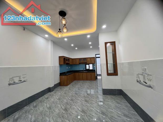 NHÀ MẶT TIỀN BÌNH TÂN_NGANG 4M DÀI 22M_CÒN THƯƠNG LƯỢNG - 2