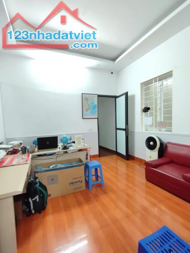 Bán Nhà Mặt Phố Yên Lạc Hai Bà Trưng 55m4T MT5m LÔ GÓC 2 THOÁNG 16,2 Tỷ Yên Lạc. - 2