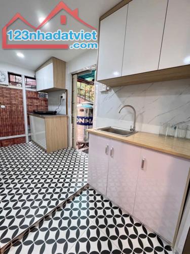 🌹🌹🌹TẬP THỂ TẦNG 2 – PHỐ MAI DỊCH – VỊ TRÍ ĐẸP – VIEW NHÀ VĂN HÓA, SÂN BÓNG NHÂN TẠO - 2