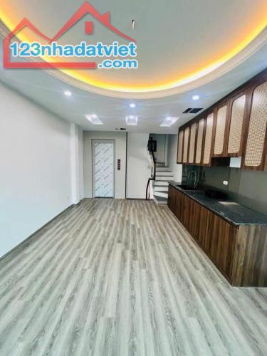🏆 SÀI ĐỒNG – NHÀ MỚI – THANG MÁY – GẦN HỒ – 6,8 TỶ! - 3