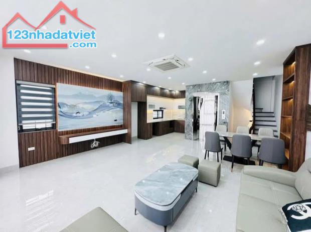 Bát Khối 45m2 - 7 tầng có thang máy - Giá chào 13.3 tỷ - Thành Phố Hà Nội - 3