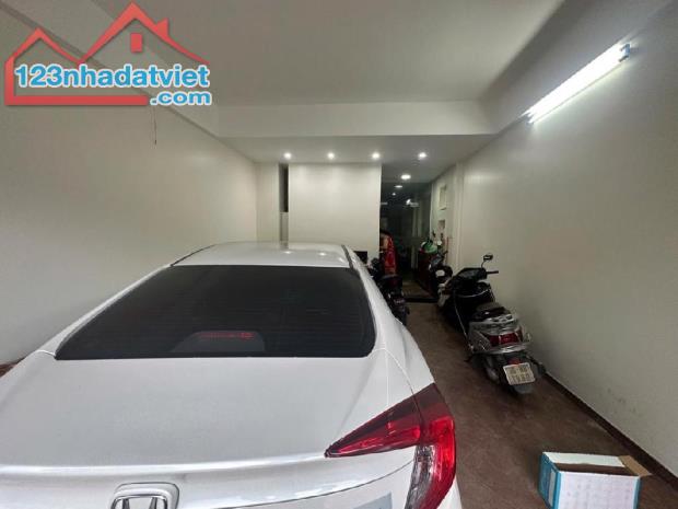 Bán nhà Nguyễn Thị Định, Mazda CX5 vào nhà, gần hồ, 47m2, 6 tầng, giá 18.3 tỷ - 1