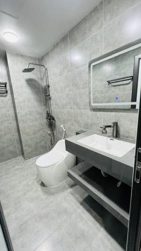 BÁN NHÀ PHỐ - BA BƯỚC RA PHỐ THỂ GIAO, HAI BÀ TRƯNG - 6 TẦNG, THANG MÁY, SỔ ĐỎ CHÍNH CHỦ - 4