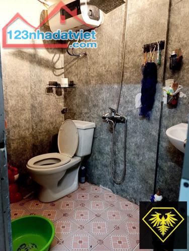 ◄ ★ ► BÁN NHÀ 2 TẦNG SÂN CỔNG RIÊNG : ► LẠCH TRAY - LẠCH TRAY - NGÔ QUYỀN - HẢI PHÒNG - 3