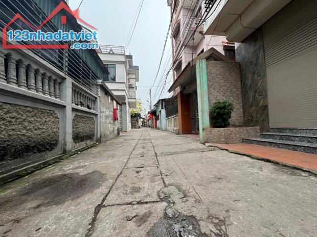 🔥🔥 HÀNG NÓNG HỔI VỪA XUẤT HIỆN TẠI 👉 PHÙ KHÊ ĐÔNG - TỪ SƠN - BẮC NINH   🌵 Dt : 75m Nở - 2