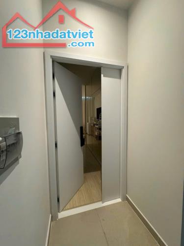 Nhà 5 Tầng Trung Tâm Quận 1 – Nguyễn Văn Nguyễn, Pháp Lý Chuẩn, Ở Ngay!