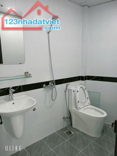 CC bán gấp nhà riêng lô góc ở ngay mớ đẹp 41m2 4 tầng 6 ngủ tại Đại Mỗ, Nam Từ Liêm