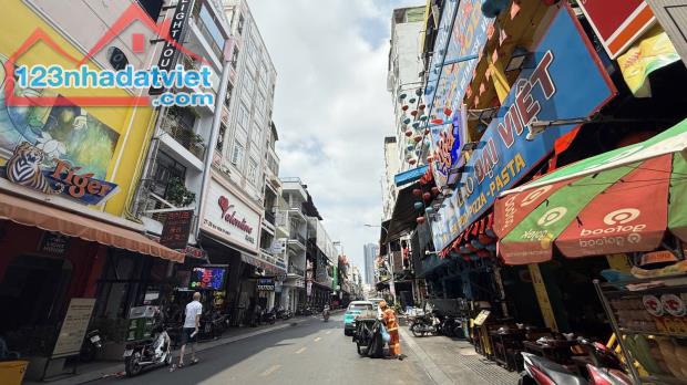 🏡 Nhà Đẹp Trung Tâm Q1 – Mặt Tiền Đề Thám, 4 Tầng, (4,1mX12,5) Sổ Hồng Chính Chủ!