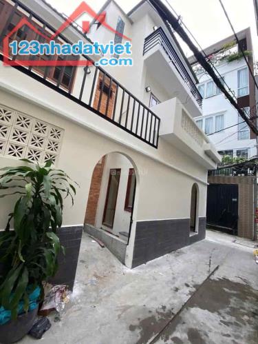 Bán nhà 3 lầu ở Nguyễn Hữu Cảnh Thông ra 602 Điện Biên Phủ, bên hông UBND P22, BT. 3Tỷ750 - 1