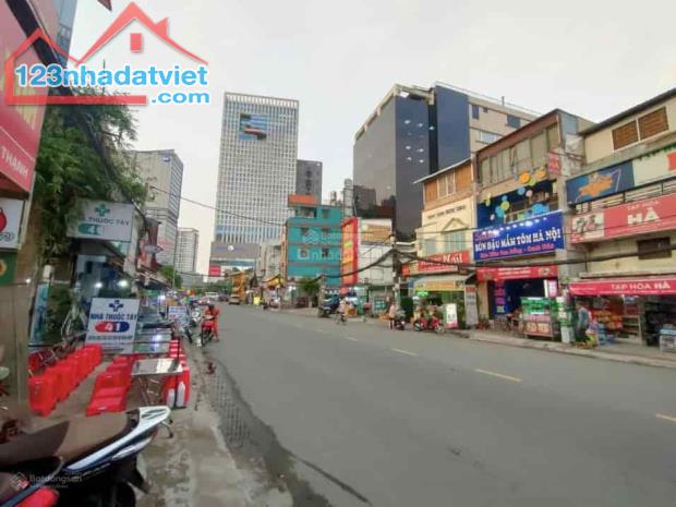 Bán nhà 3 lầu ở Nguyễn Hữu Cảnh Thông ra 602 Điện Biên Phủ, bên hông UBND P22, BT. 3Tỷ750 - 2